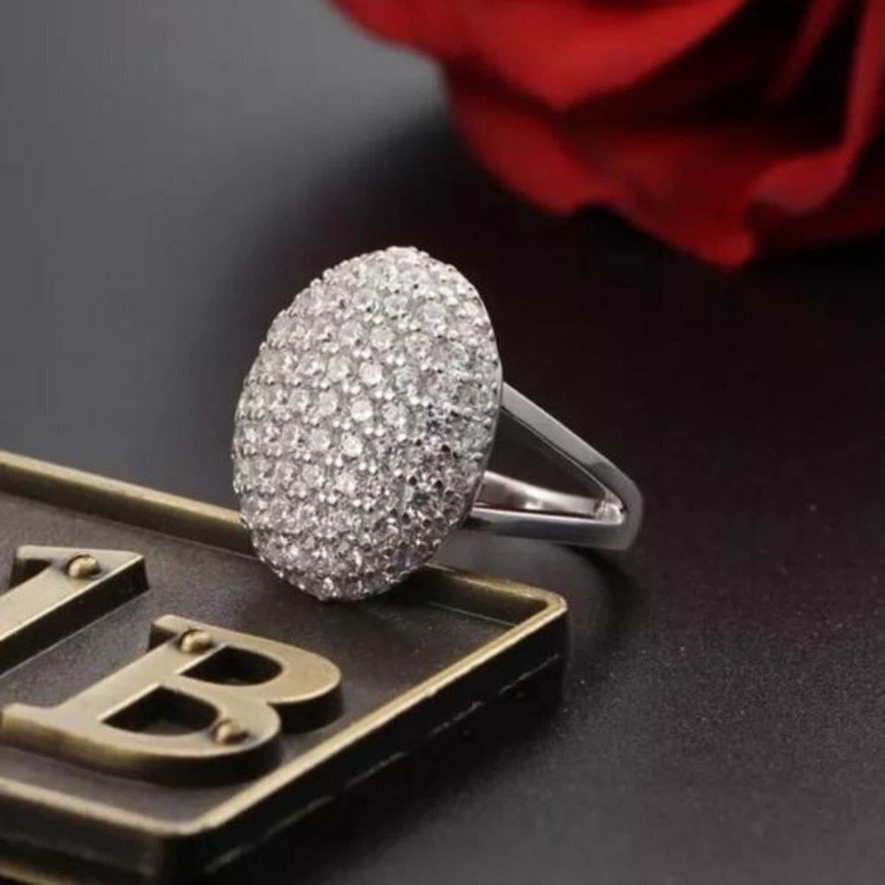 NEW 925 SILVER DIAMOND ENGAGEMENT RING, CUTE RING, SHINY RING. - Picture 7 of 7